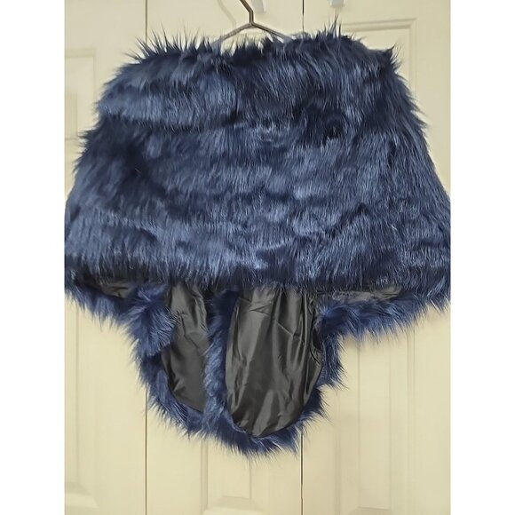 Faux Fur Blue Shawl Womens Wrap Bolero Shrug Stole.         SIZE Small To Medium - Picture 2 of 6